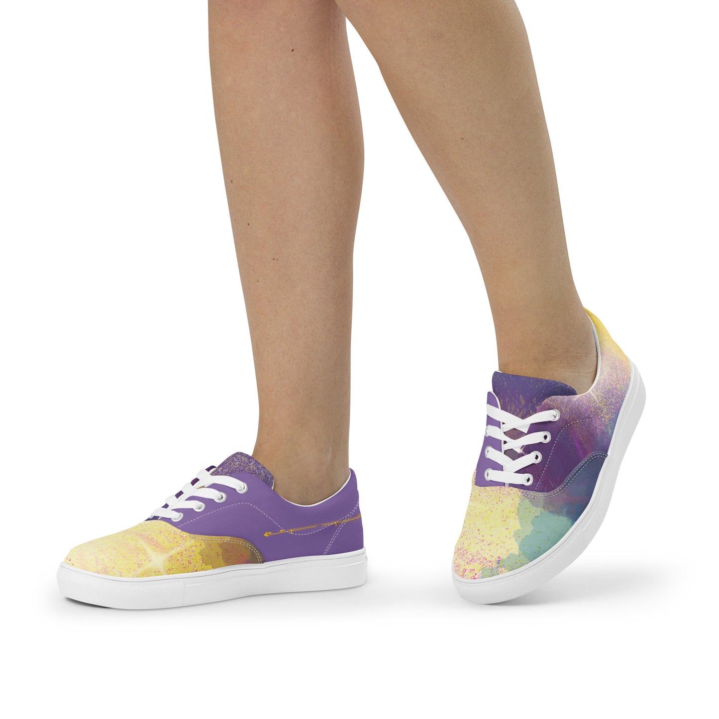 A Cool Mist Women’s Lace-Up Canvas Shoes